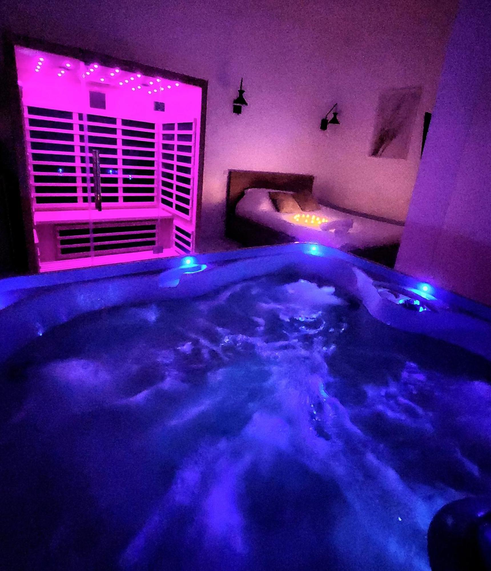 Love Room Jacuzzi Sauna Privatif 马赛 外观 照片